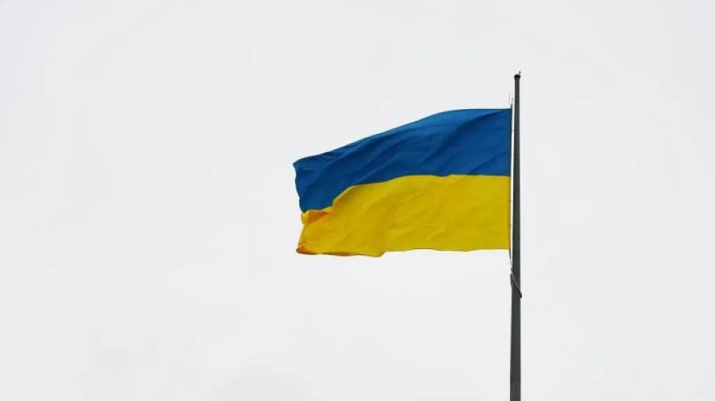 У Кропивницькому на День прапора підняли нове полотнище найбільшого стяга області