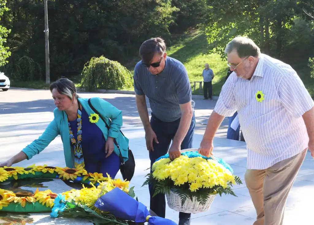 У Світловодську відбувся мітинг-реквієм до Дня пам’яті загиблих захисників України