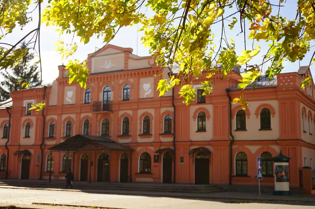 В Олександрії стартує новий театральний сезон: прем’єри та відомі актори
