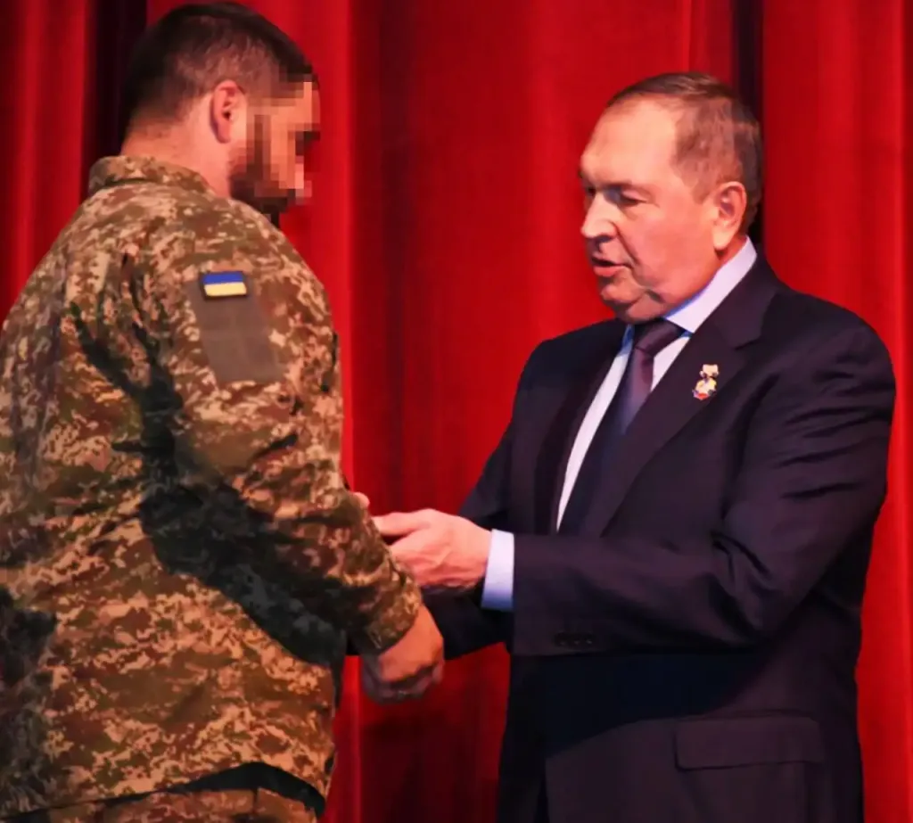 У Кропивницькому вручили міські відзнаки “Полум’яне серце”