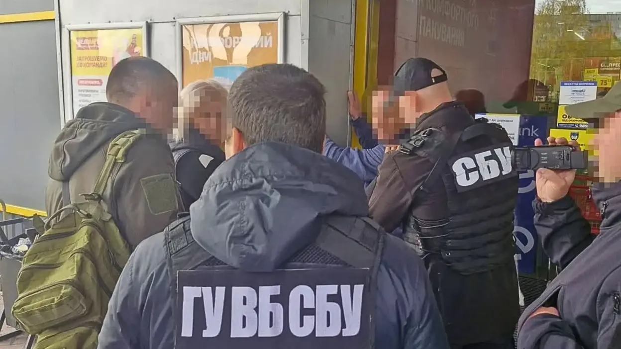 У Кропивницькому викрили трьох осіб, які за гроші обіцяли “відстрочку” через фіктивне навчання