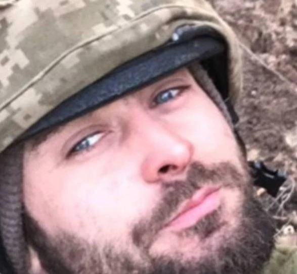 Олександрійська громада оплакує загибель захисника Данила Уса