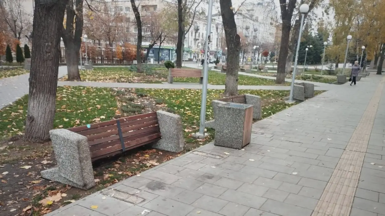 Пошуки підозрюваного у справі про перевернуті лавки в Кропивницькому
