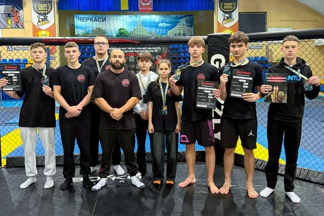 Світловодські бійці вибороли вісім медалей на чемпіонаті Черкащини з ММА