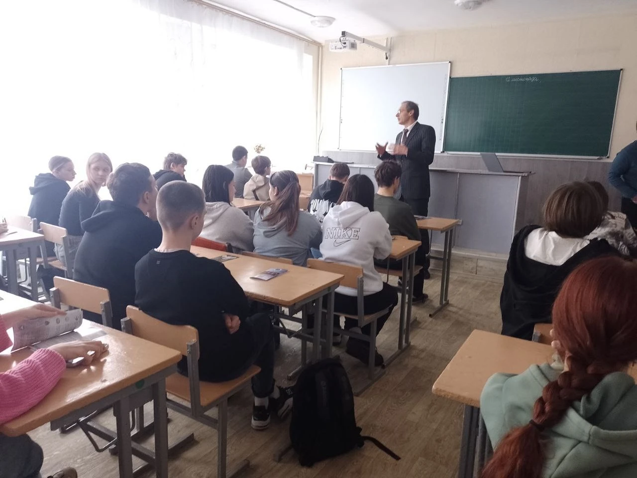 Зустріч у Знам’янці: школярам презентували освітні можливості УДУНТ
