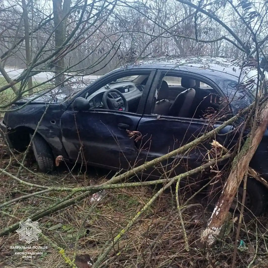 На трасі М-30 зіткнулися два авто: на виїзді з Кропивницького сталася ранкова аварія