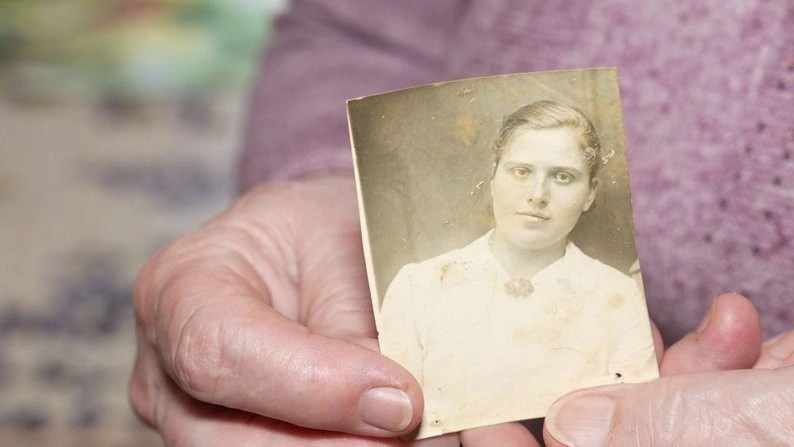 102-річна Надія Котовська: свідок історії, яка пережила Голодомор і Другу світову війну, і чекає на онуків та правнуків з фронту
