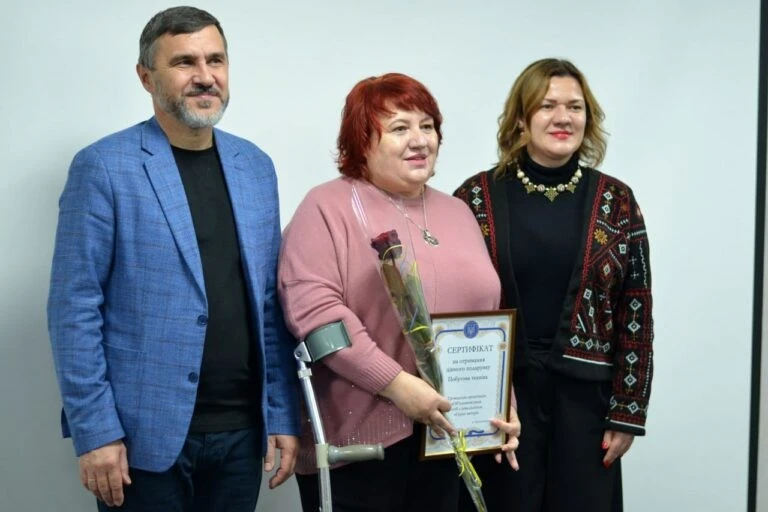 У Кропивницькому нагородили працівників, що підтримують людей з інвалідністю