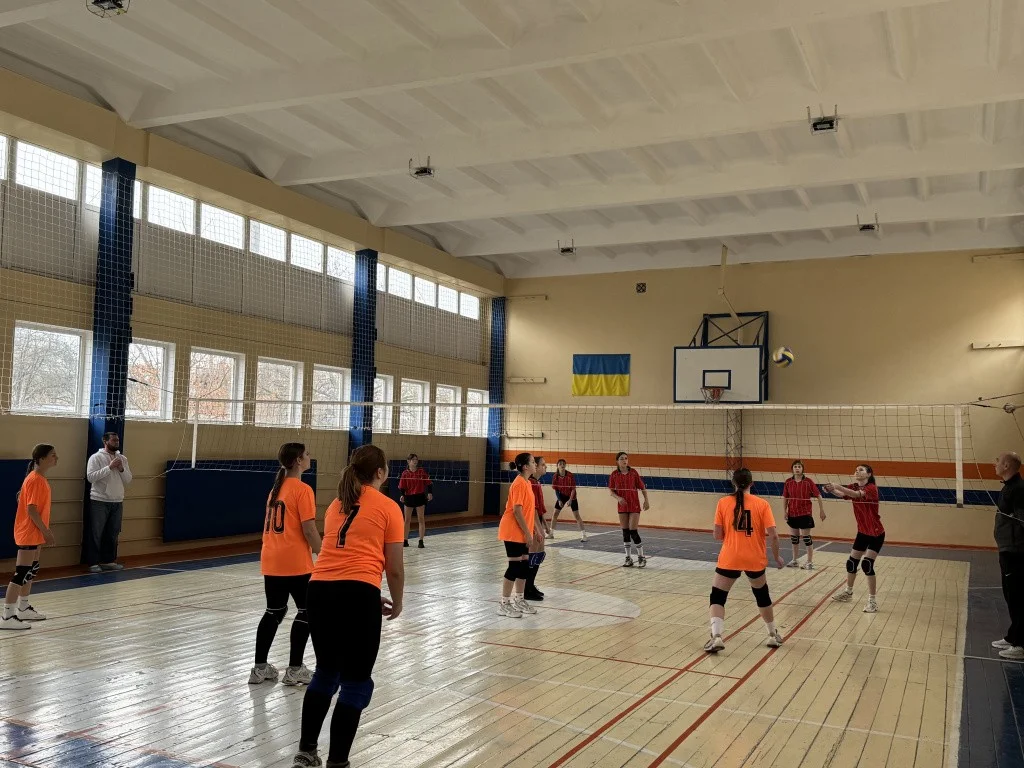 У межах проєкту «Пліч-о-пліч» в Олександрії визначили призерів шкільних змагань з волейболу