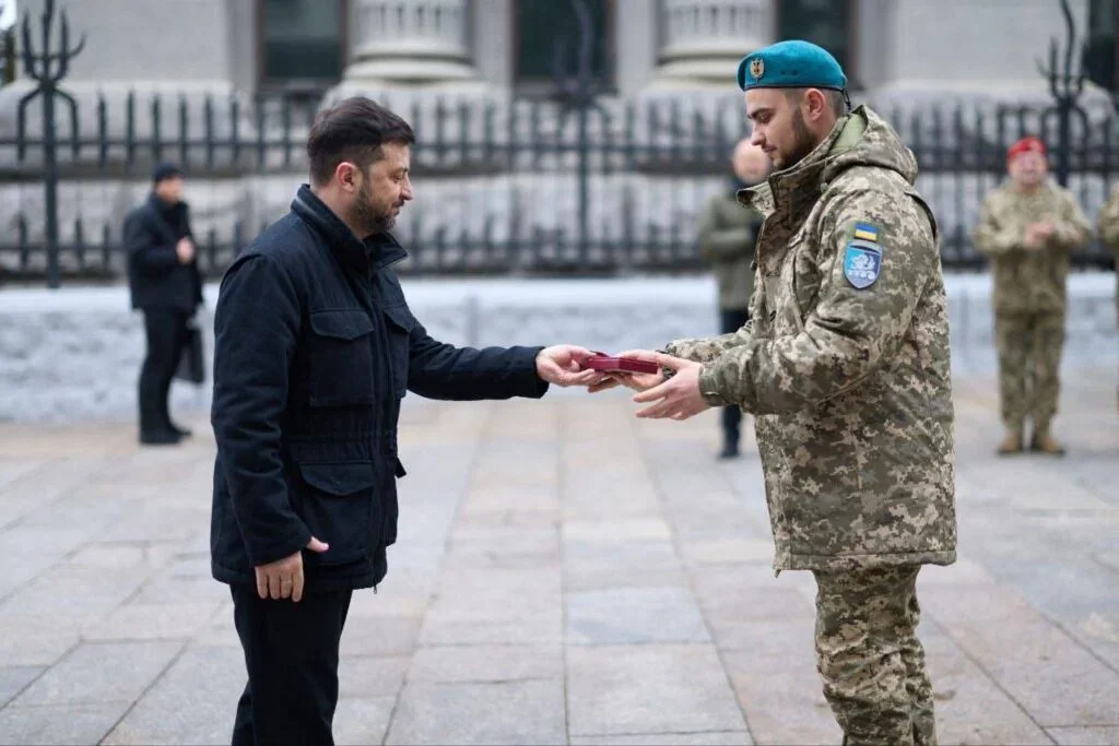 Захисників з Кіровоградщини відзначили бойовими та почесними нагородами