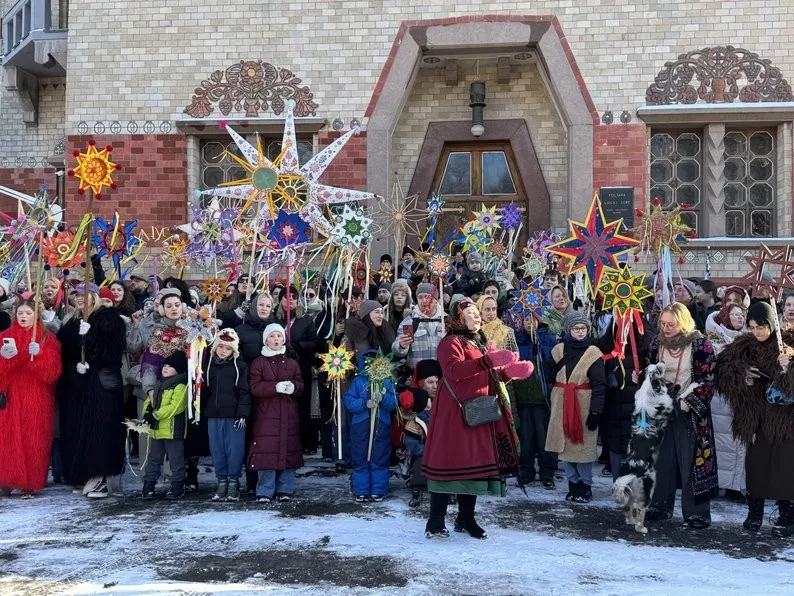 Полтава зустріла першу Різдвяну Ходу звіздарів: відродження автентичних традицій