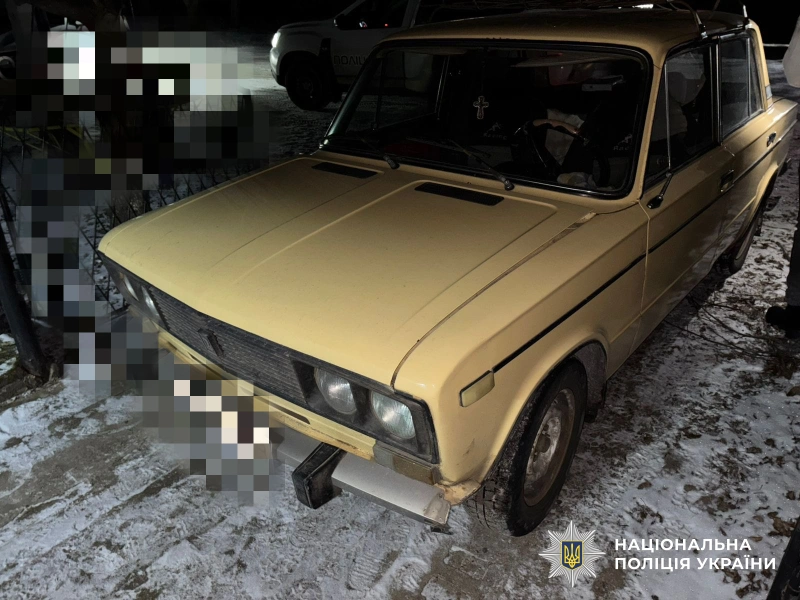 На Кіровоградщині нетверезий водій збив двох дітей на санчатах та втік з місця аварії