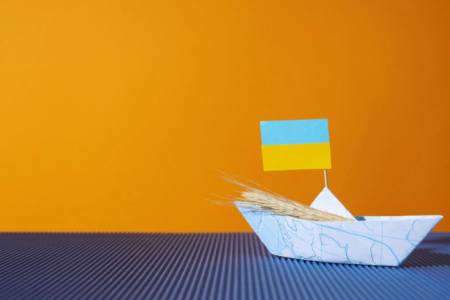 Війна, криза та відсутність світла: як утримати офлайн-бізнес на плаву?