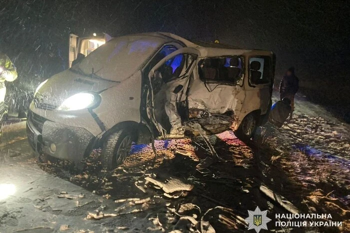 Масштабна ДТП у Прилуцькому районі: восьмеро людей опинилися в лікарні