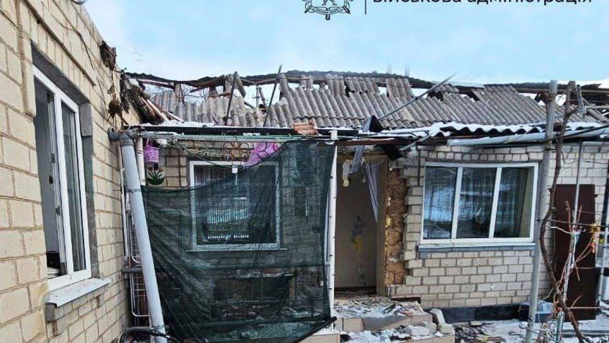 Фотосесія з відрубаною головою: на Кіровоградщині судитимуть юнака за показову розправу над сусідським псом