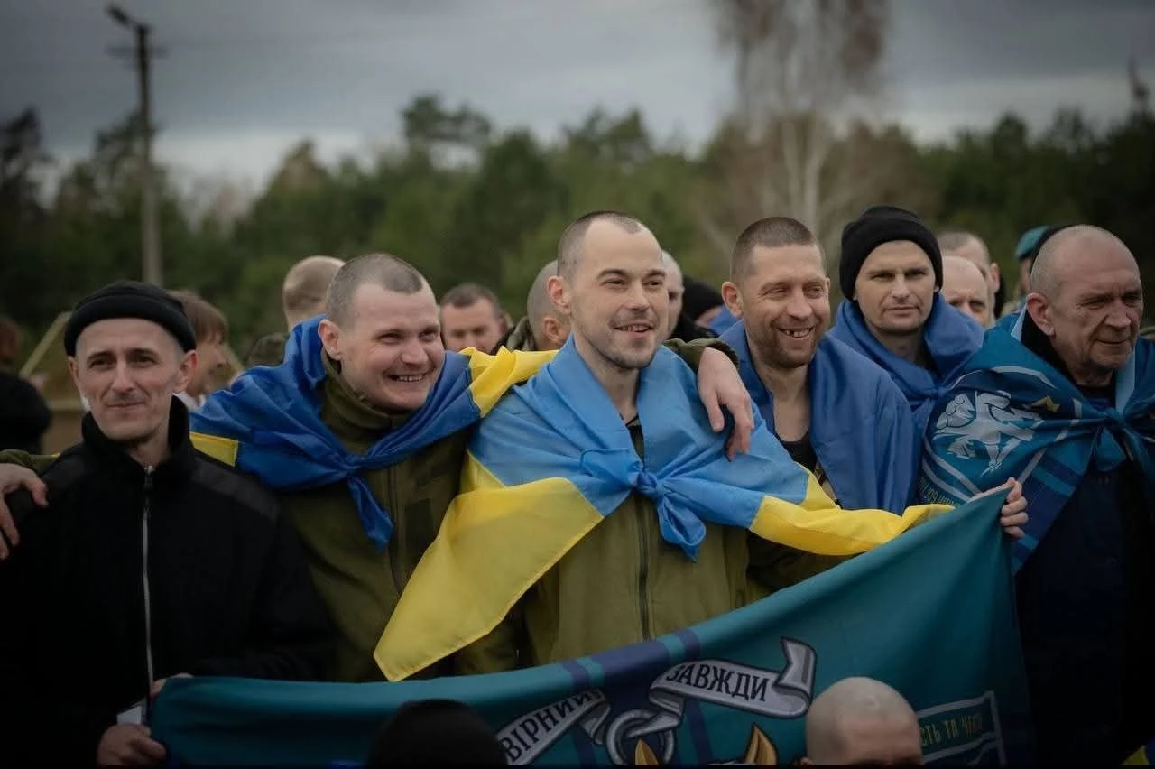 Чотири роки невідомості позаду: знам’янчанин Сергій Береговий повернувся з полону