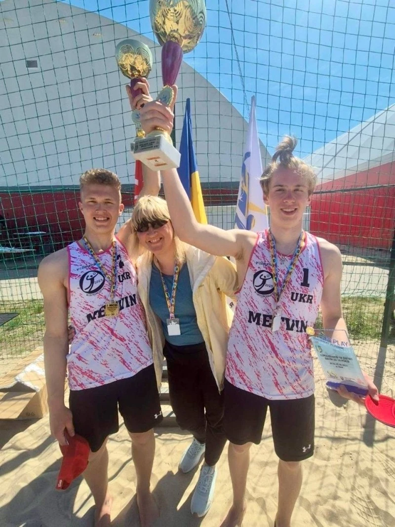 Світловодські юнаки вирвали перемогу на чемпіонаті України з пляжних видів спорту в Києві