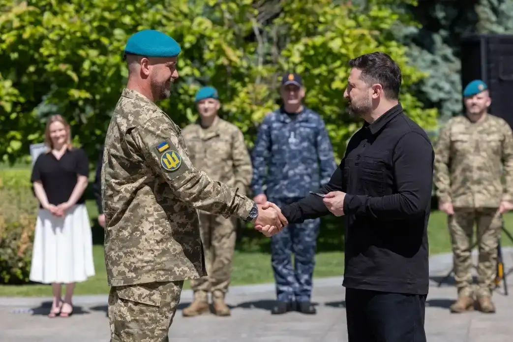 Офіцер морської піхоти з Кіровоградщини отримав державну нагороду під час урочистостей у День морської піхоти