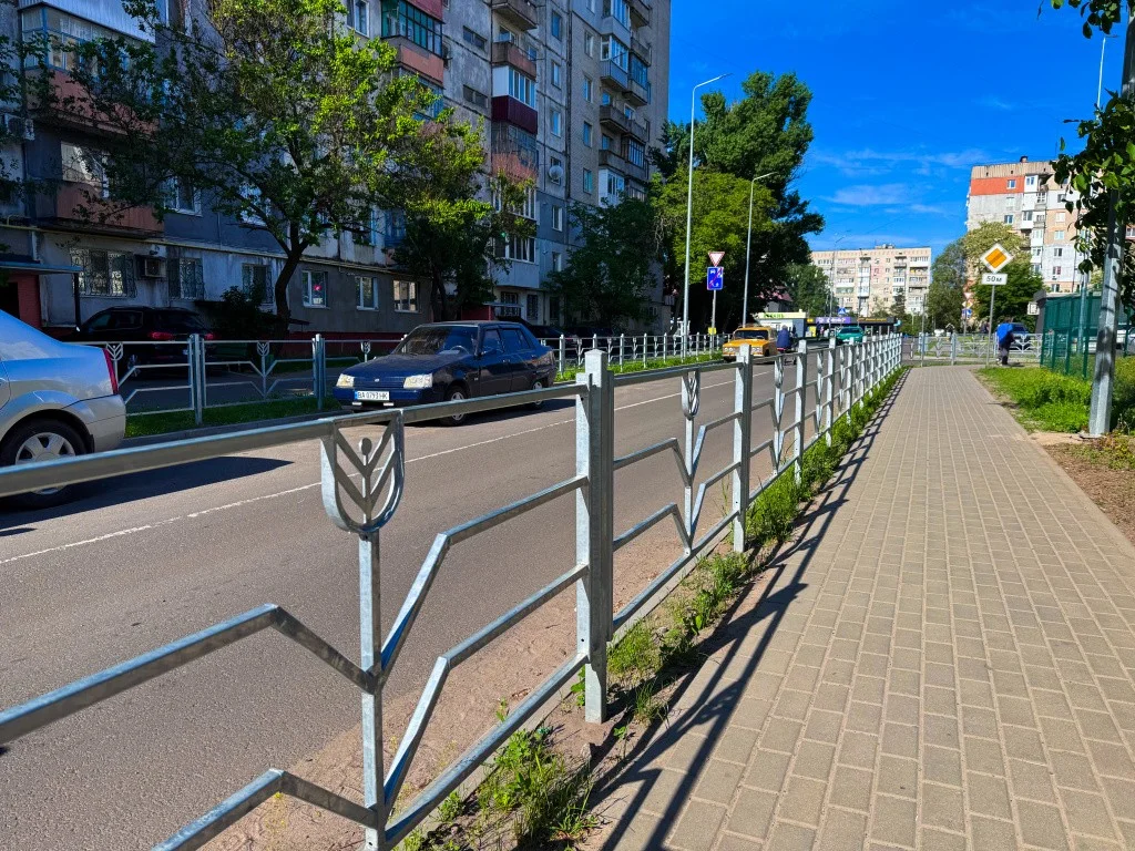 Вулиця в Олександрії стала зразком безбар’єрного оновлення після капітального ремонту