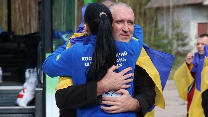 Двадцять місяців невідомості: як дружина бійця знайшла чоловіка в полоні завдяки випадковому фото