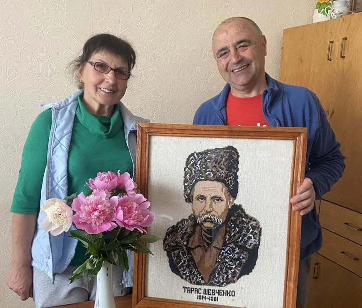 Родинна реліквія героїні: музей на Тернопільщині поповнився унікальними вишивками зв’язкової УПА