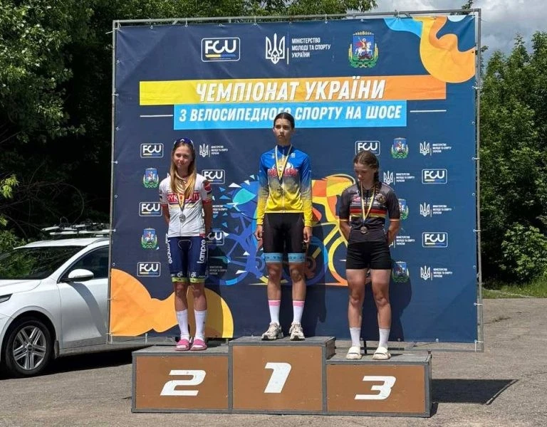 Тріумф на велотреку: Розалія Калішевич здобула подвійне золото чемпіонату України